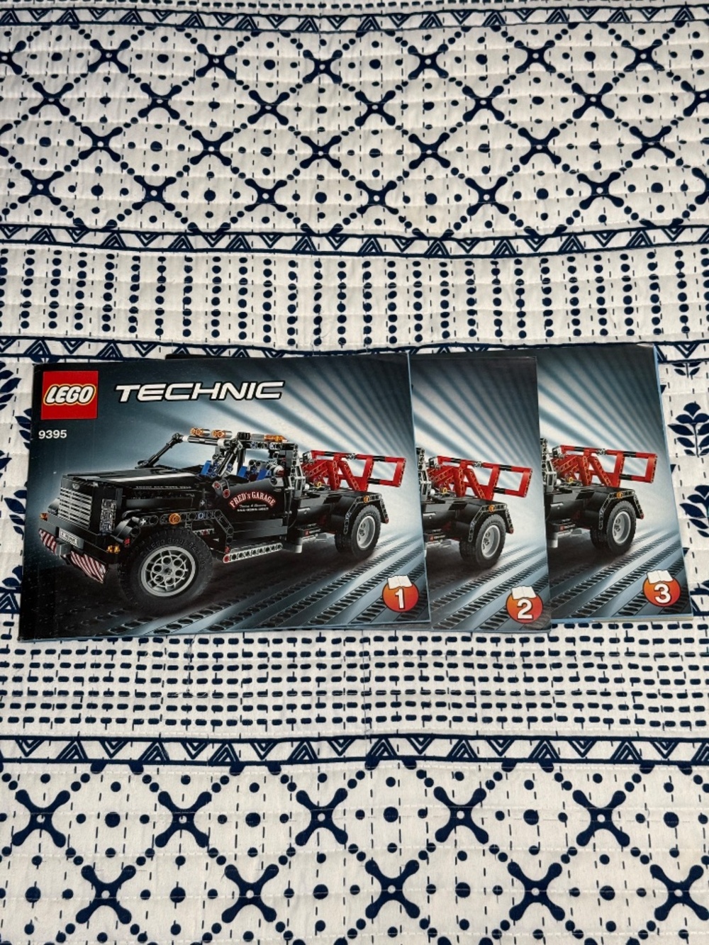 LEGO Technic Pick-Up Tow Truck (Set 9395) and Power Functions Motor (Set 8293) - Picture 11 of 11